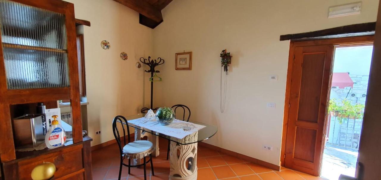 L'Orologio Casa Vacanze Molinara Exteriör bild
