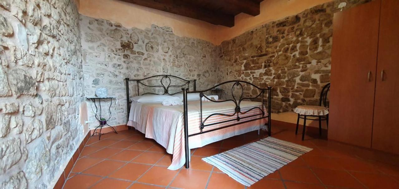 L'Orologio Casa Vacanze Molinara Exteriör bild